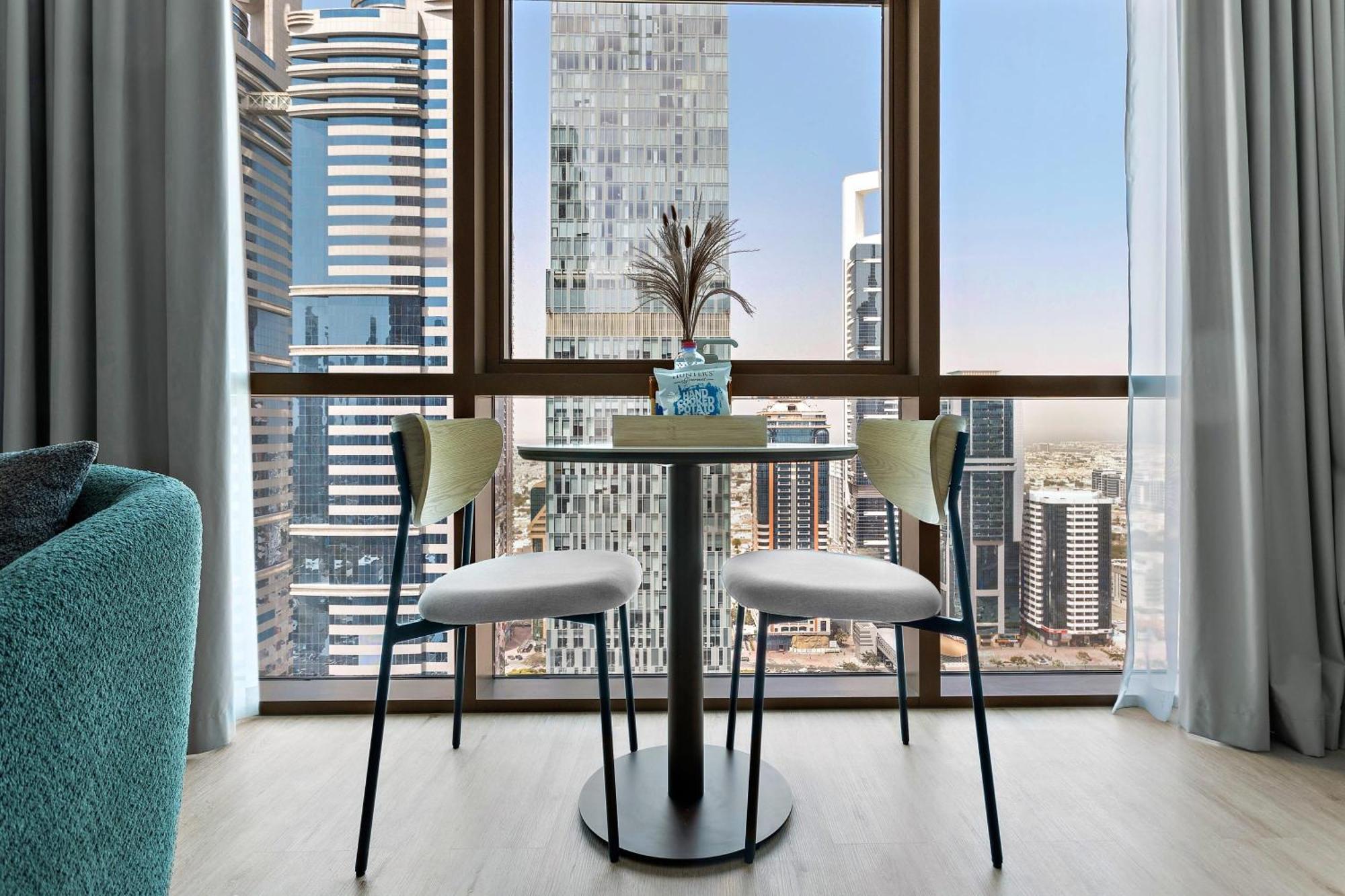 Silkhaus Modern In The Heart Of Difc Apartment